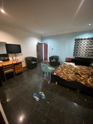 1 Room Self Contain in Apo