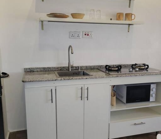 One Room Self Contain For Rent in Apo